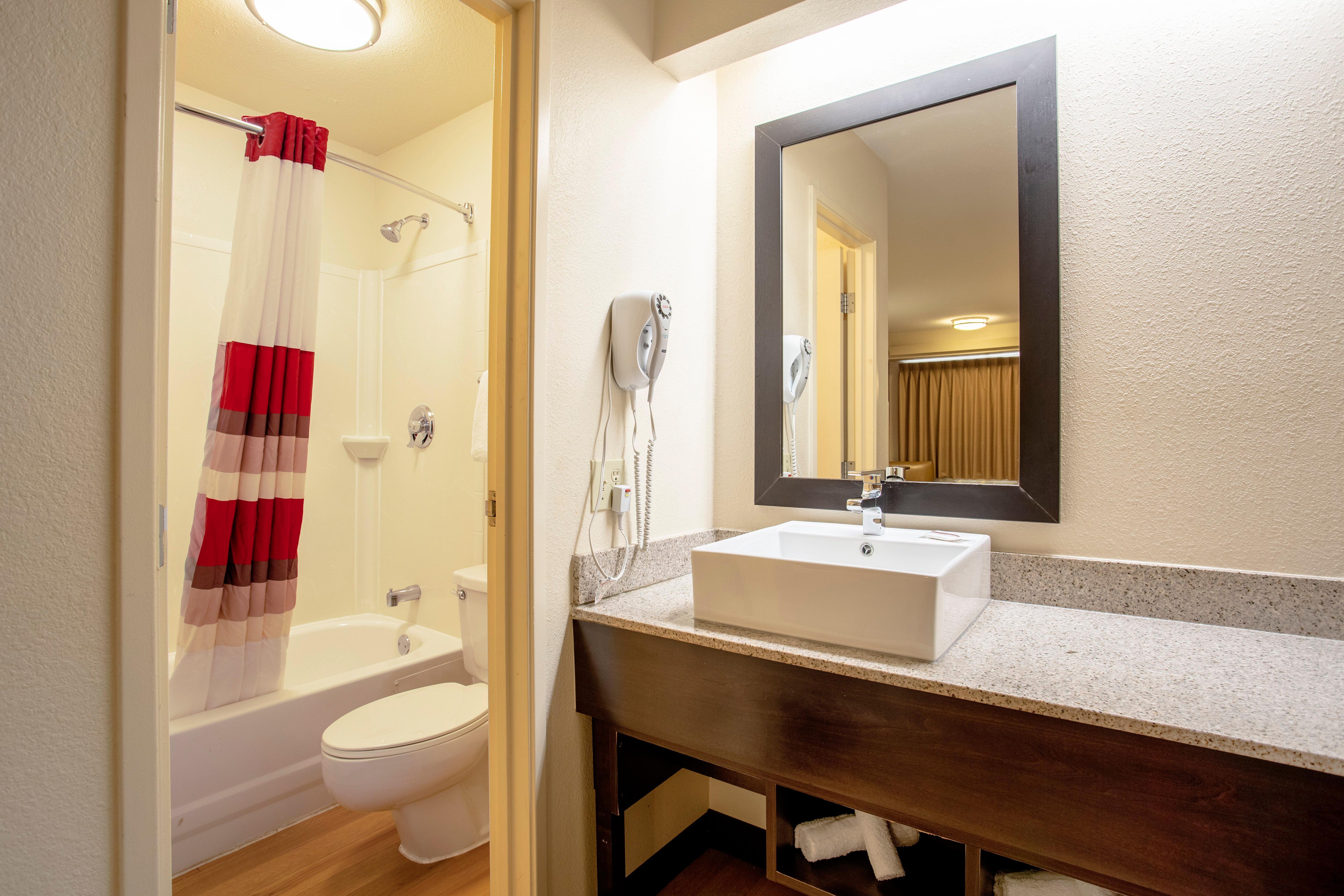 Red Roof Inn Plus+ Wilmington - Newark Кристиана Экстерьер фото
