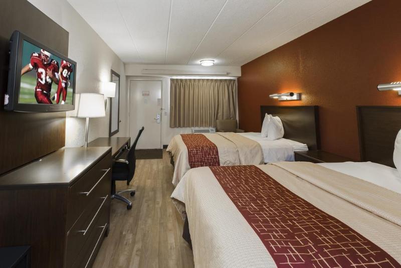 Red Roof Inn Plus+ Wilmington - Newark Кристиана Экстерьер фото